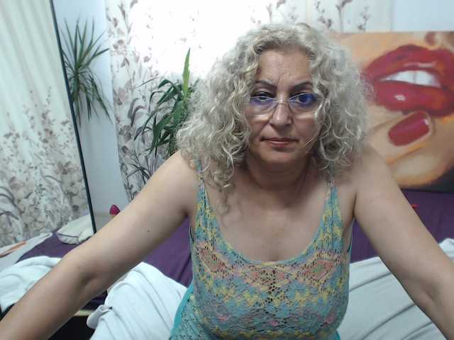 Fotod ladydy4u I am waiting for the hard dick to have fun,,,30 tit 50 ass 500 naked 1000 squrt , 80 blow , 40 c2c