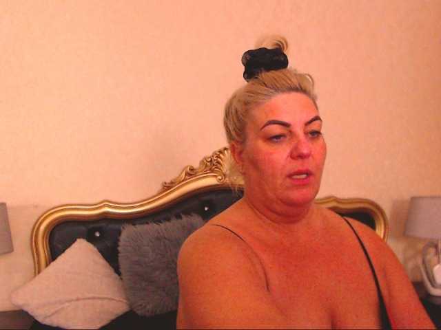 Ringhäälingupildid LadyMelanieBBW