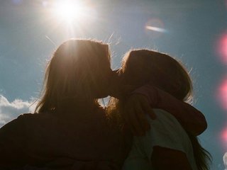 Erootiline videovestlus ladyonetime