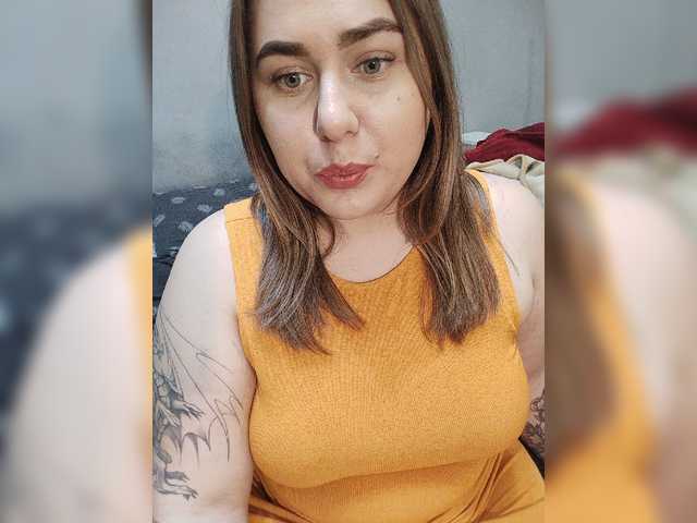 Ringhäälingupildid LadyUniverse
