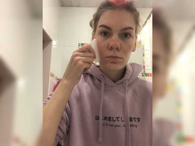 Ringhäälingupildid Alice_q