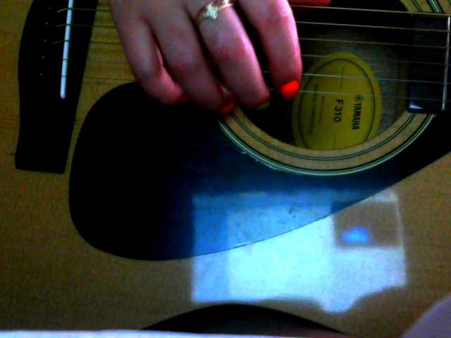 Ringhäälingupildid t_w_i_n_k_l_e