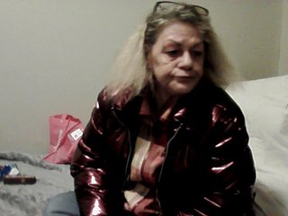 Erootiline videovestlus latexshantie