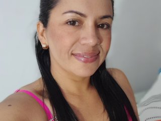 Erootiline videovestlus latinatamy
