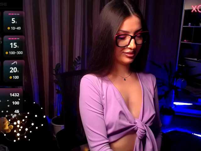 Fotod LauraBess ⭐ FUN TIME GUYS;) ⭐#lovense is ON* Before private write in PM* Let's dive into the world of pleasure and pleasant emotions together:)