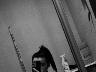 Erootiline videovestlus Laurie-Mindy