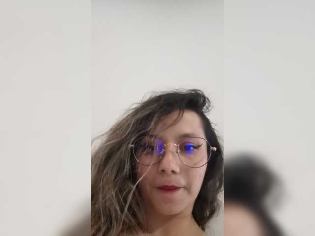 Fotod Layla-Meow Hii guys,Nauhy kitty wanna say purrr i wanna be your touch my pussy 470, can you help me?make me smile 5tks/ i write u name on my boddy 10 tkns/