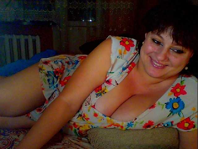 Fotod LeahLavender welcome to my hot room;))))