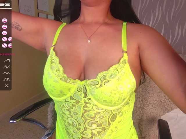 Fotod leahmarsh New petite girl here ♥ // Be friendship and horny and GET THE CONTROL OF MY TOYS♥ // Would u like to start with a sloppy bj to know me? ;) // #latina #new #petite #young #daddy #vintage #sensual #c2c #pvt #toys #lovense