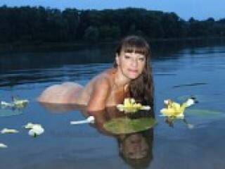 Erootiline videovestlus ledyvampp