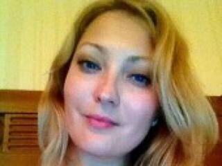 Erootiline videovestlus ledyvinter