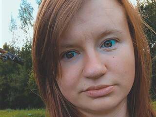 Erootiline videovestlus Leenakene