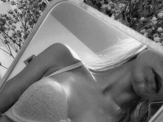 Erootiline videovestlus LeksiAngel