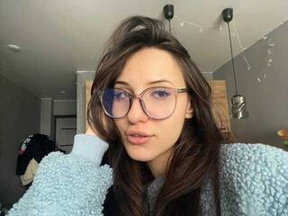 Erootiline videovestlus TinyKnock