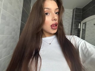 Erootiline videovestlus LeylaBrooklyn