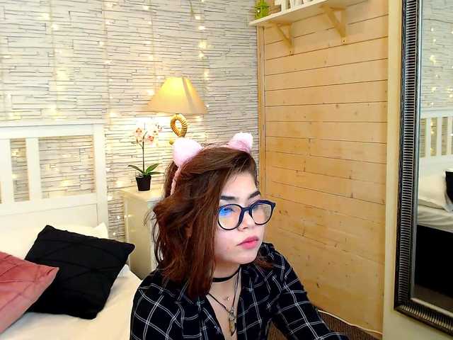 Ringhäälingupildid Like-Lucy