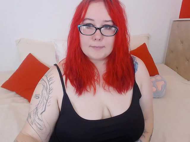Ringhäälingupildid LinaMoore