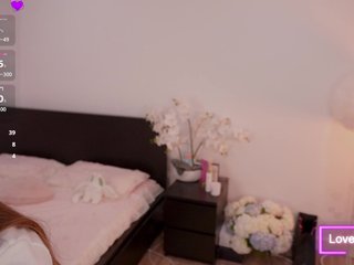Erootiline videovestlus LilyColins
