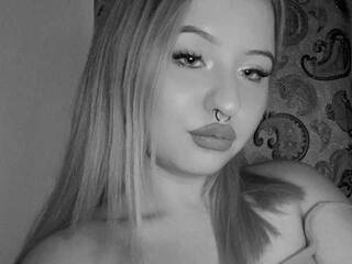 Erootiline videovestlus LilyMarks