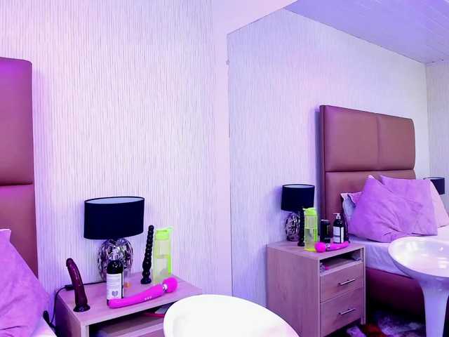 Ringhäälingupildid LilyMiller