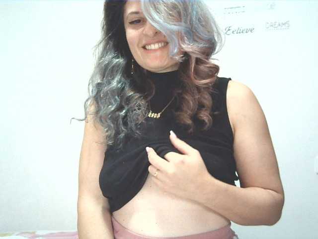 Ringhäälingupildid lionessmom