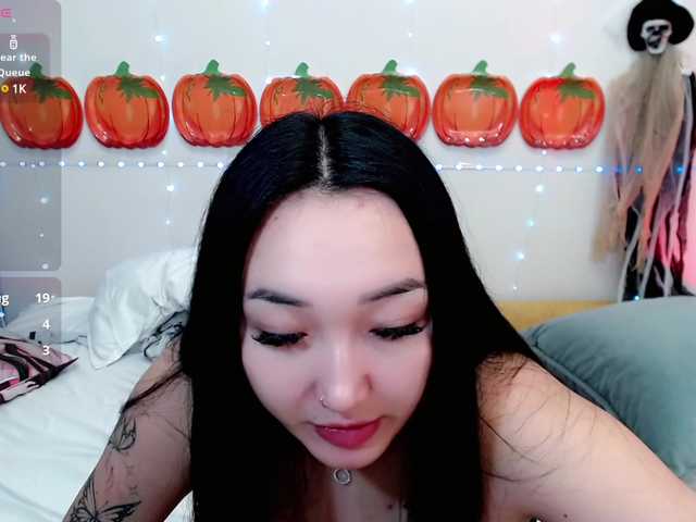 Fotod Lioriio Sweet Asian Hentay Girl looking for a man who can please me ^^ Im sure that i know how to make u cum