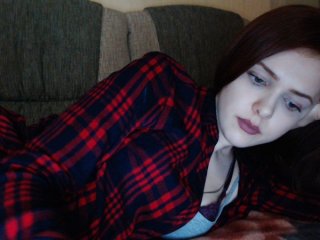 Fotod Fiery_Phoenix hello, I am Kate) put love) all shows - group and full private) changing clothes - 55 tokens) dances - 77 tokens) slaps - 11 tokens. I collect for gifts for the New Year)