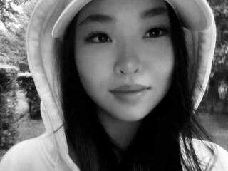 Erootiline videovestlus LittleSoMing