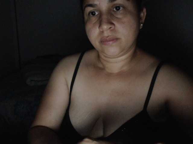 Fotod Lizz3 divertida muñeca disponible