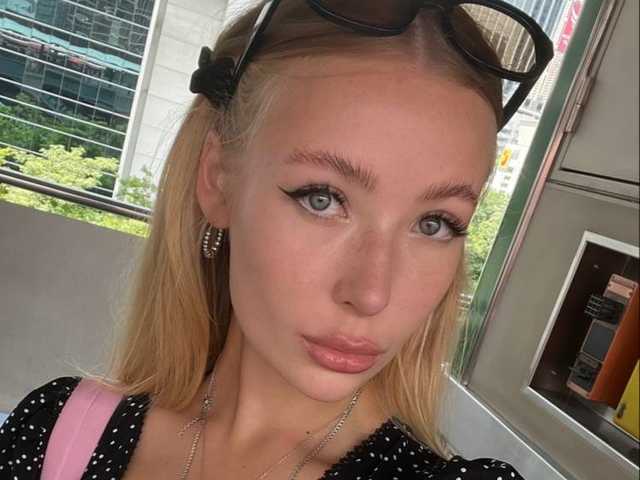 Profiili foto lizzyMeoww