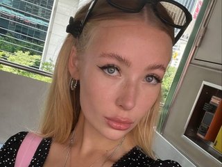 Erootiline videovestlus lizzyMeoww