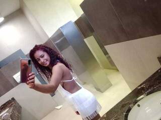 Erootiline videovestlus LizzyPalmer