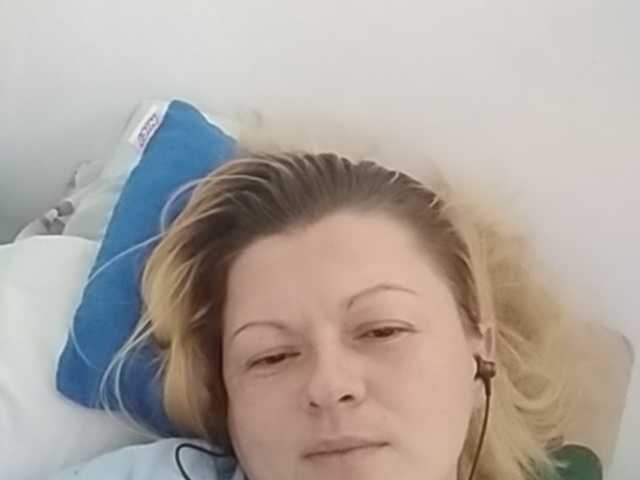 Ringhäälingupildid LizzyViolet