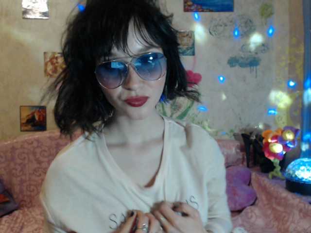 Fotod StoneAngel More interesting in privasy chats! Put Love for me!