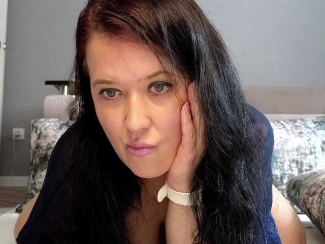 Ringhäälingupildid LoveCatsuit