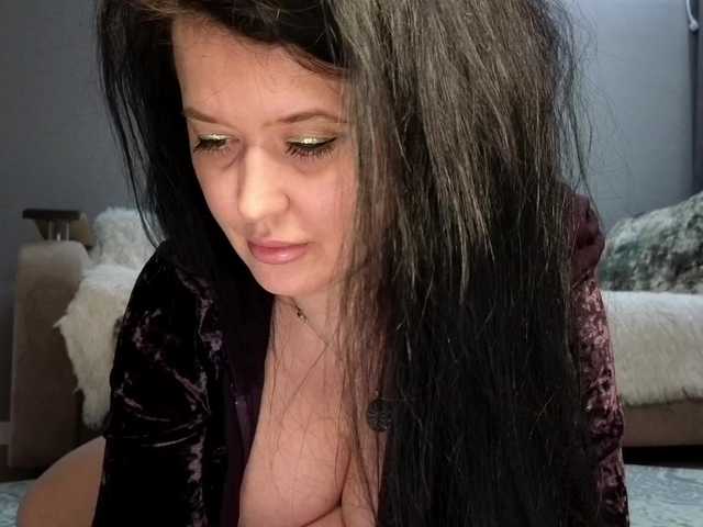 Ringhäälingupildid LoveCatsuit