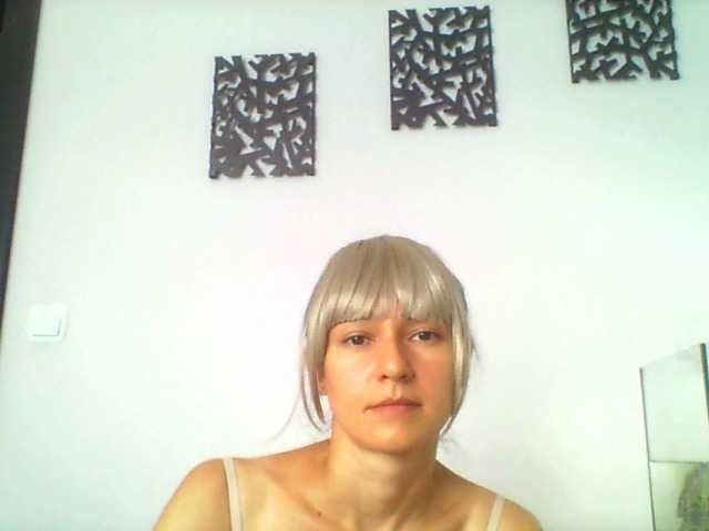 Ringhäälingupildid LovelyBlond