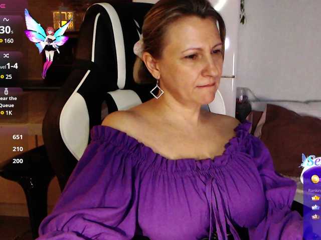 Ringhäälingupildid LoveSuperGerl