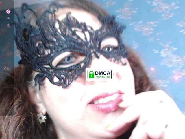 Ringhäälingupildid LucianaSanders