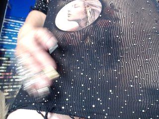 Erootiline videovestlus Lucy-mature