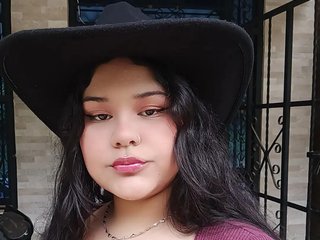 Erootiline videovestlus LucyColleen