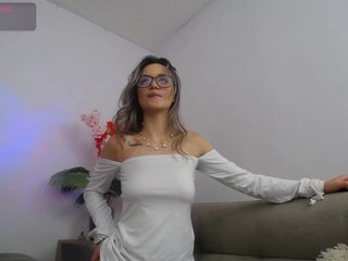 Erootiline videovestlus lucyPrncess