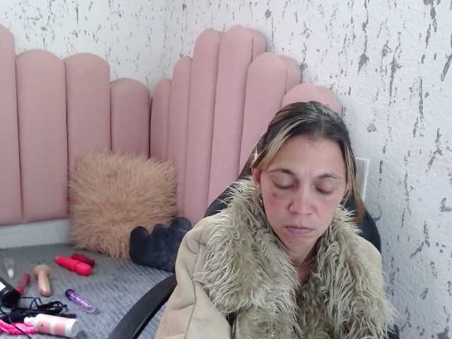 Ringhäälingupildid lucysex--