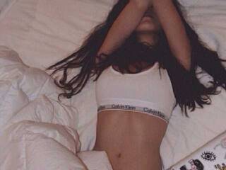 Erootiline videovestlus MacCaa-megan