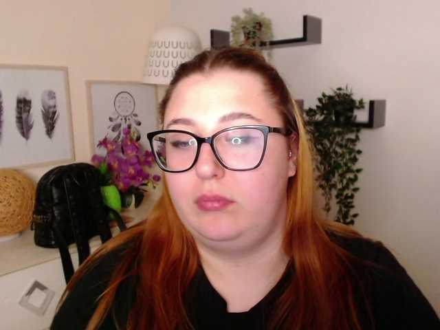 Ringhäälingupildid MadisonxHot