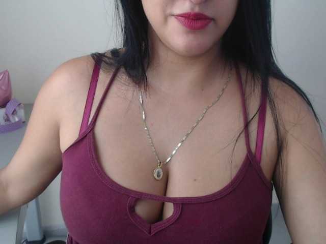 Fotod MaiaVelez let's play in Pvt