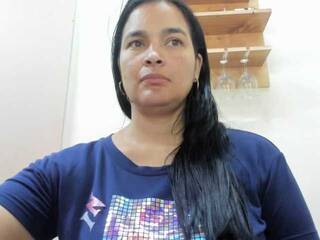 Erootiline videovestlus Maite-Becquer