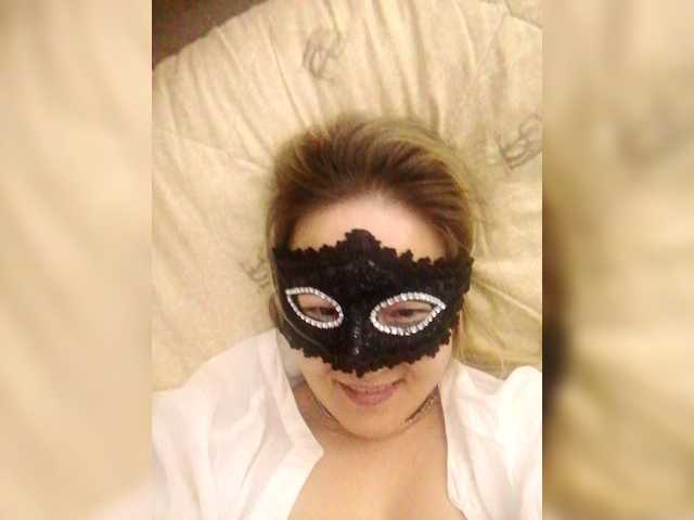 Ringhäälingupildid Malika40