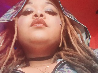 Erootiline videovestlus MamaWitch