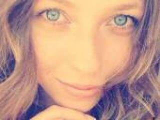 Erootiline videovestlus mannelia